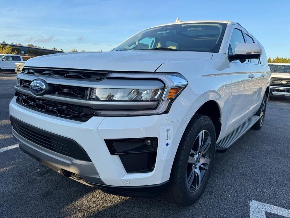 new 2024 Ford Expedition Max car, priced at $74,590