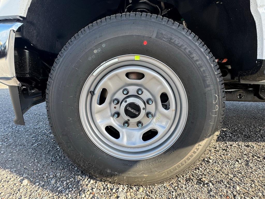 new 2025 Ford F-250 car