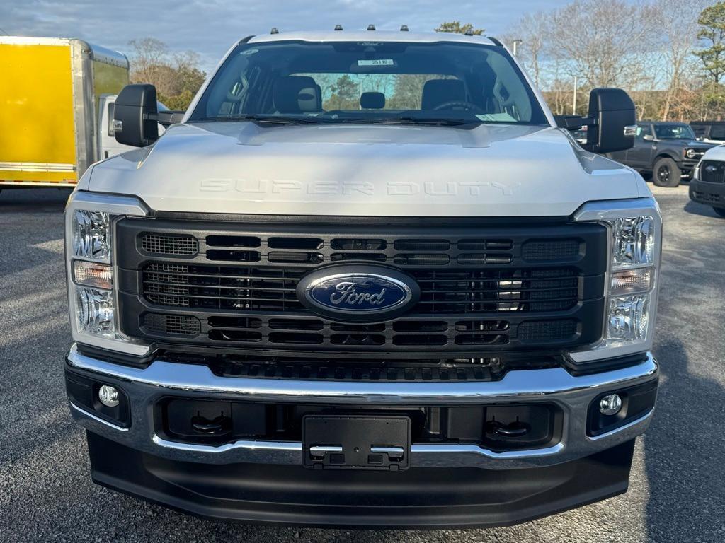 new 2025 Ford F-250 car