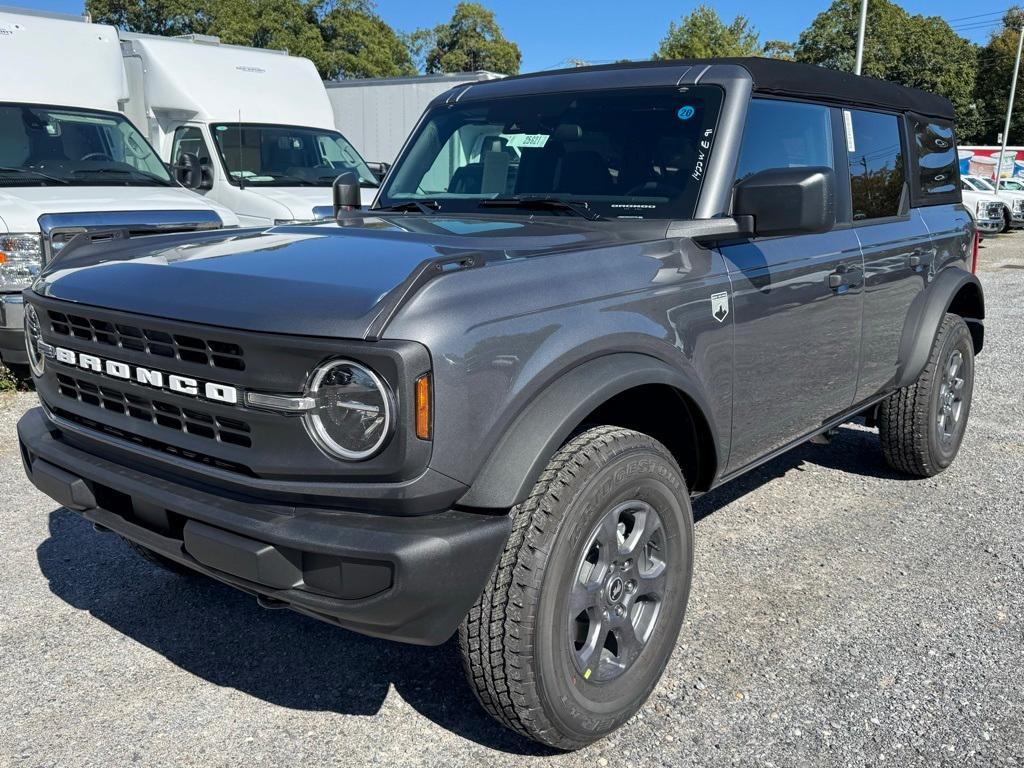 new 2025 Ford Bronco car, priced at $43,835