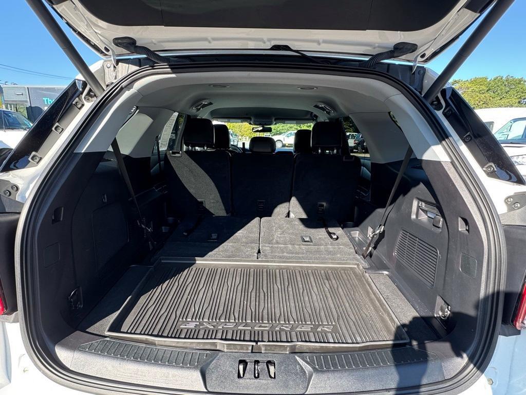 used 2022 Ford Explorer car, priced at $35,700