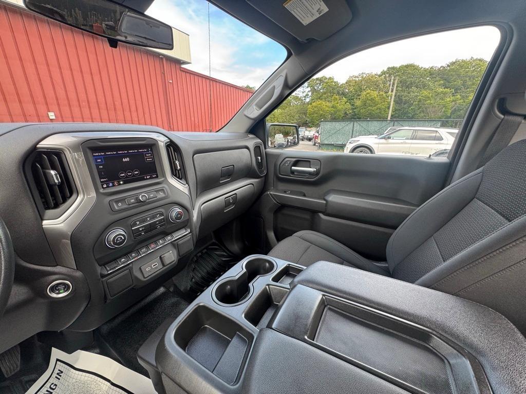 used 2024 Chevrolet Silverado 1500 car, priced at $29,700