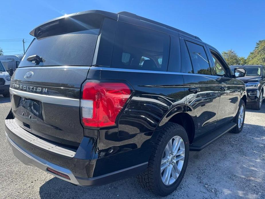 new 2024 Ford Expedition car, priced at $61,183