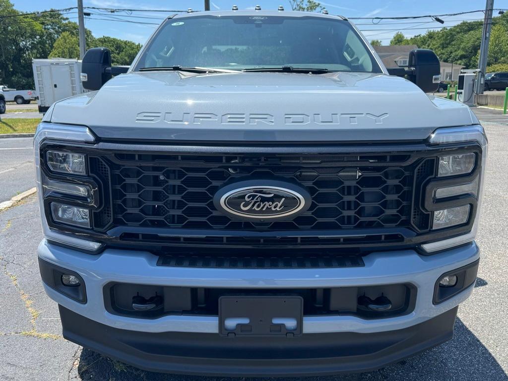new 2025 Ford F-250 car, priced at $75,140