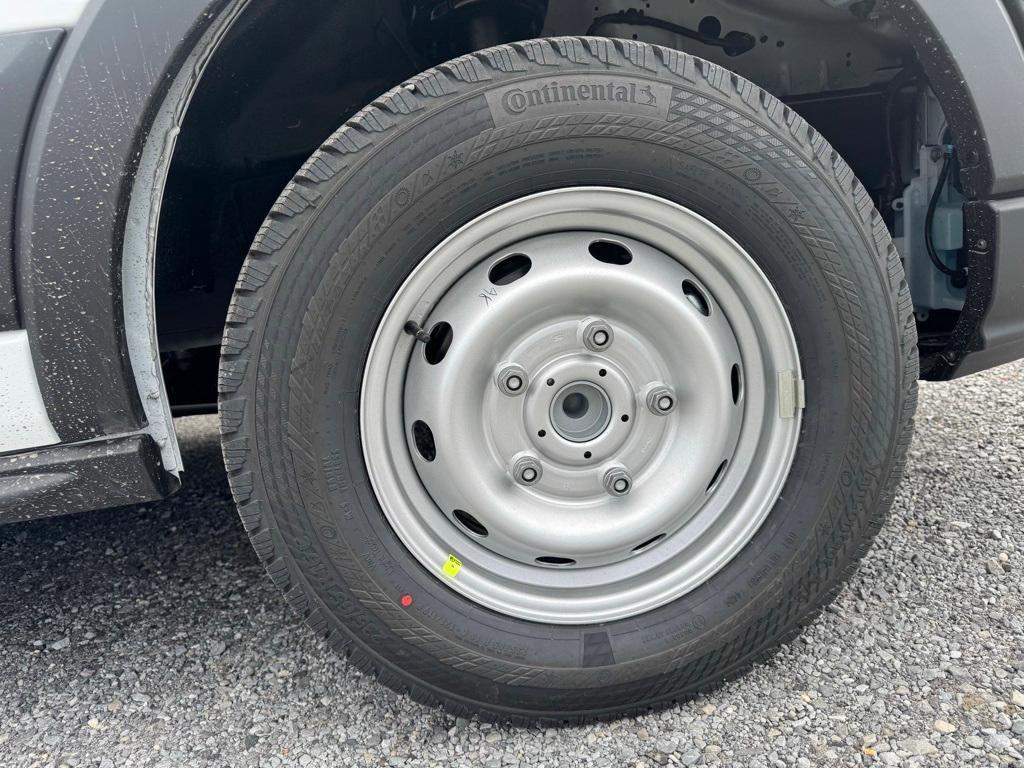 new 2025 Ford F-250 car, priced at $59,070