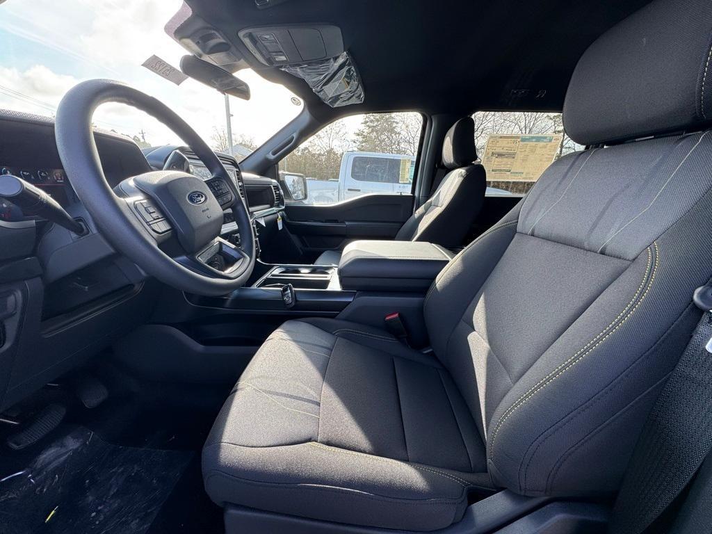 new 2025 Ford F-150 car