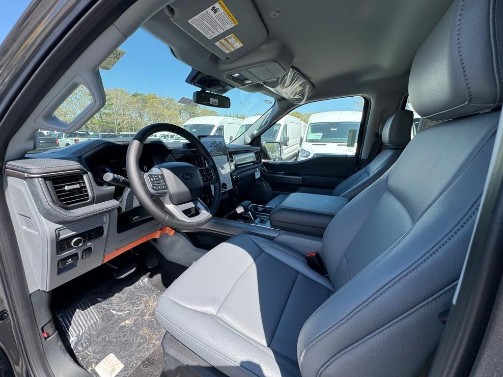 new 2025 Ford F-150 Lightning car