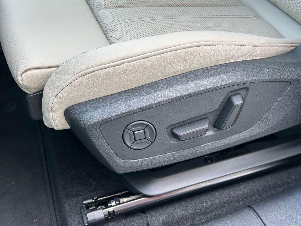 new 2025 Audi Q6 e-tron car, priced at $76,260