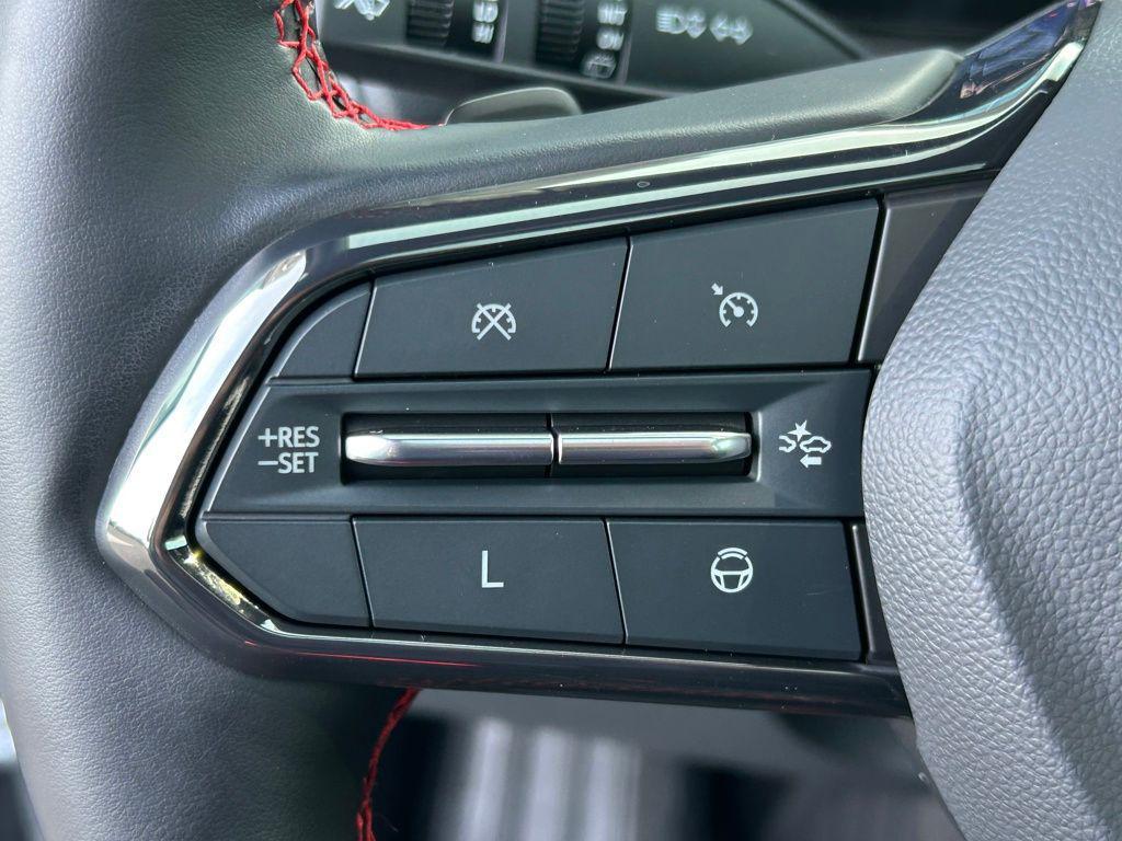 used 2024 Chevrolet Traverse car, priced at $44,171