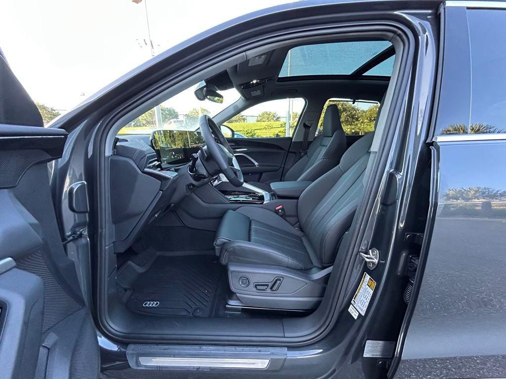 new 2025 Audi Q5 car, priced at $60,975