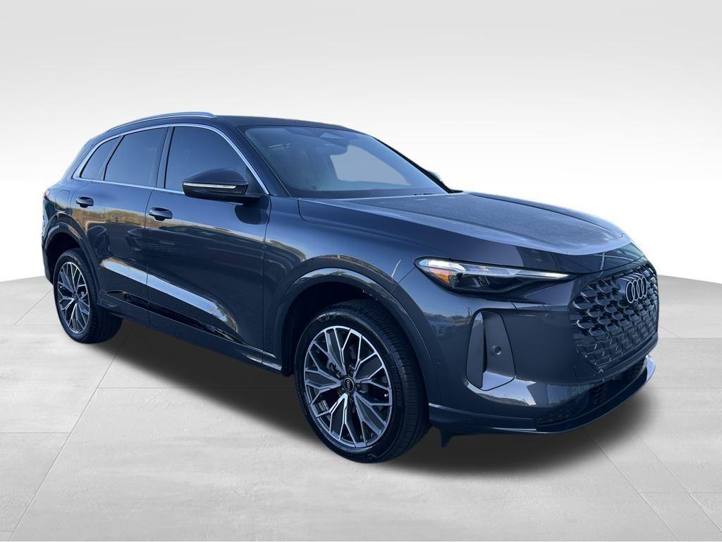 new 2025 Audi Q5 car, priced at $60,975