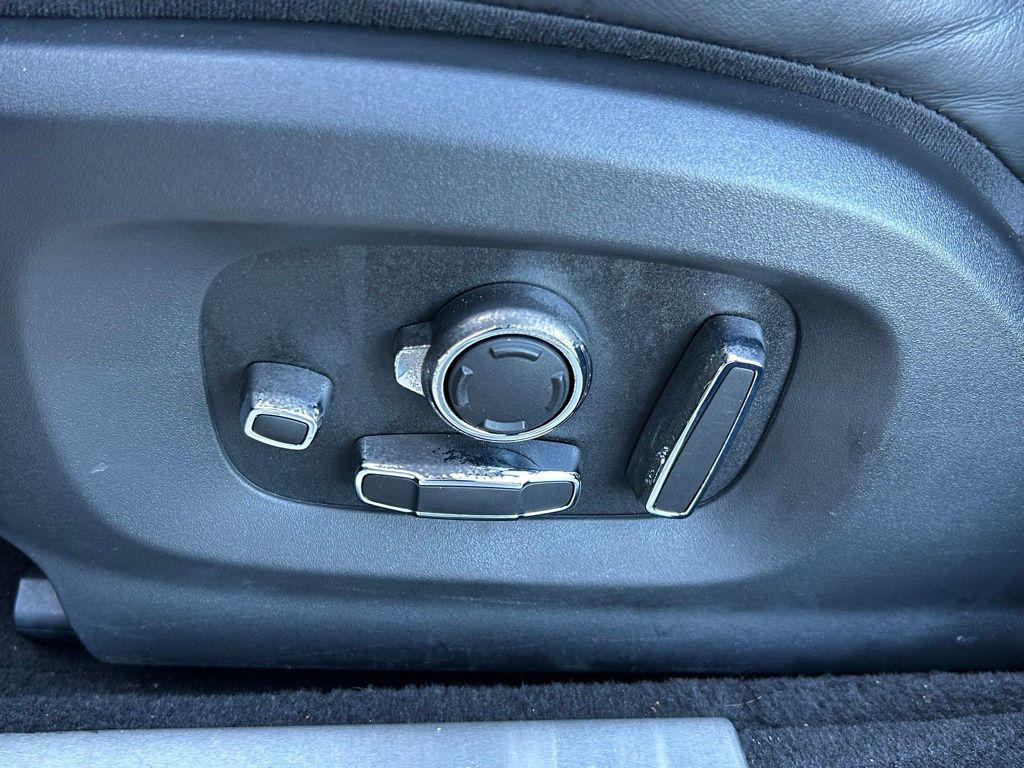 used 2016 Jaguar XJ car, priced at $12,244