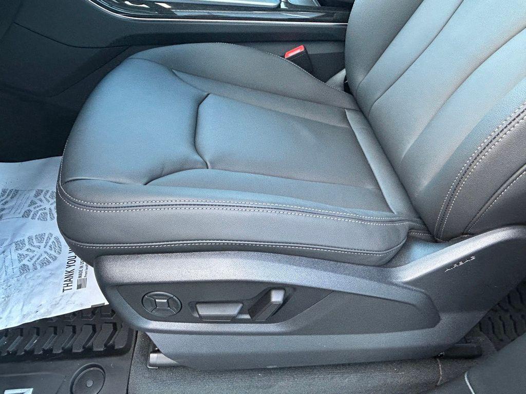 new 2026 Audi Q7 car, priced at $68,795