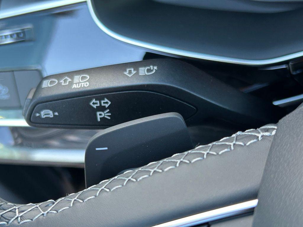 new 2026 Audi Q7 car, priced at $68,795