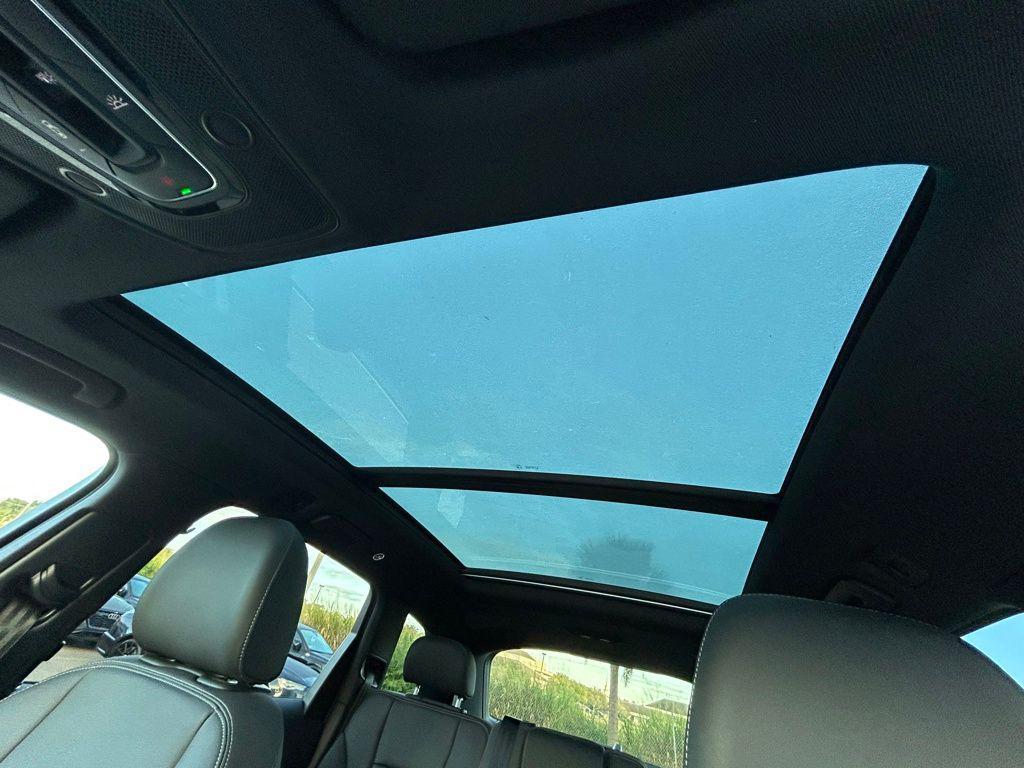 new 2026 Audi Q7 car, priced at $68,795