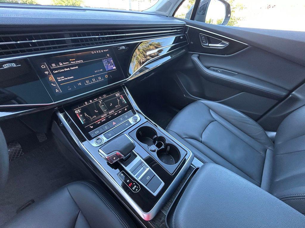 used 2023 Audi Q7 car, priced at $35,991