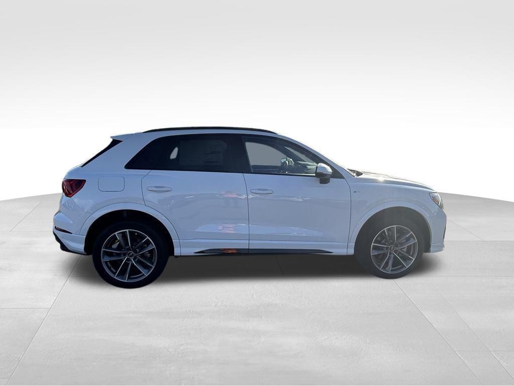 new 2025 Audi Q3 car, priced at $45,515