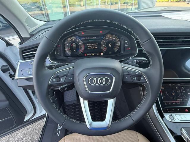 new 2025 Audi Q7 car, priced at $76,205