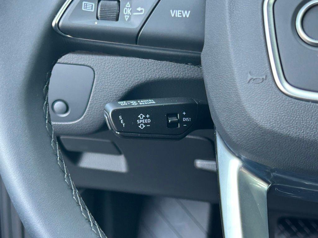 new 2025 Audi Q5 car, priced at $45,250