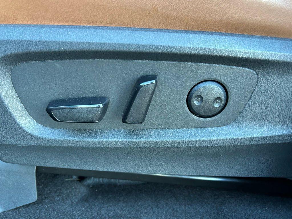 used 2023 Nissan Pathfinder car, priced at $33,644