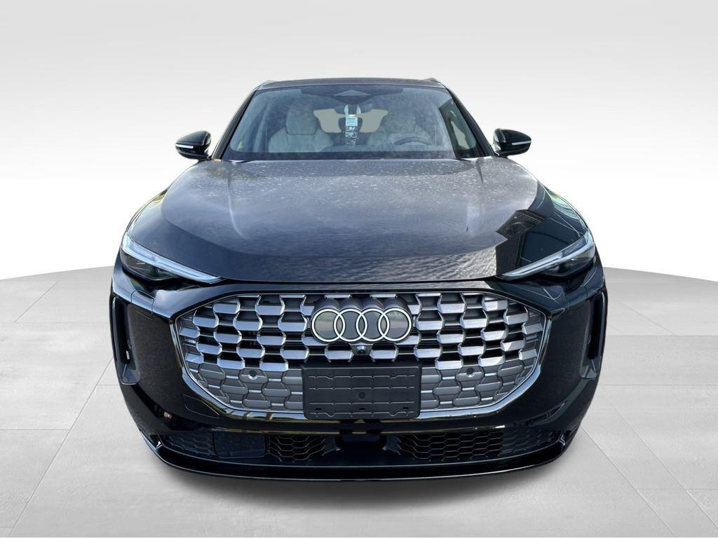 new 2025 Audi Q5 car, priced at $61,950