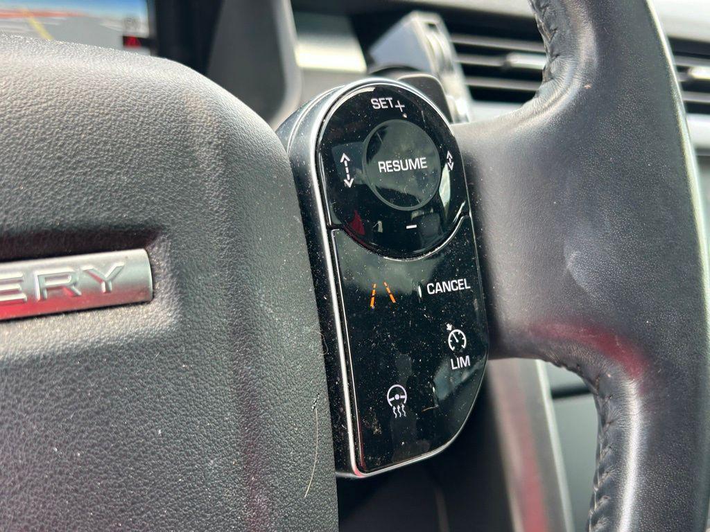 used 2020 Land Rover Discovery car, priced at $20,571