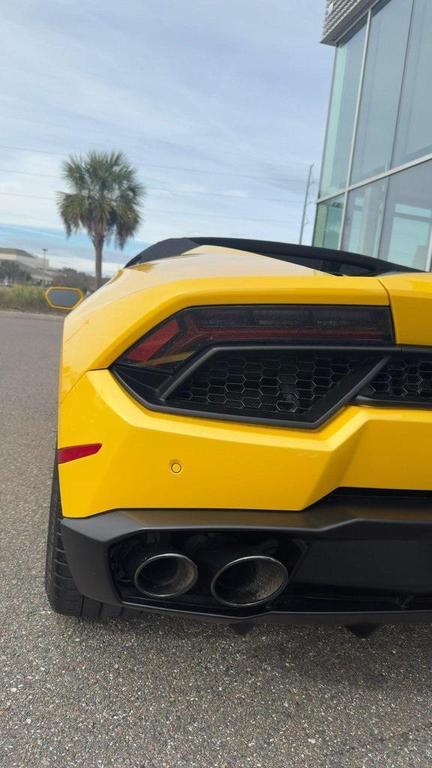 used 2018 Lamborghini Huracan car, priced at $214,991