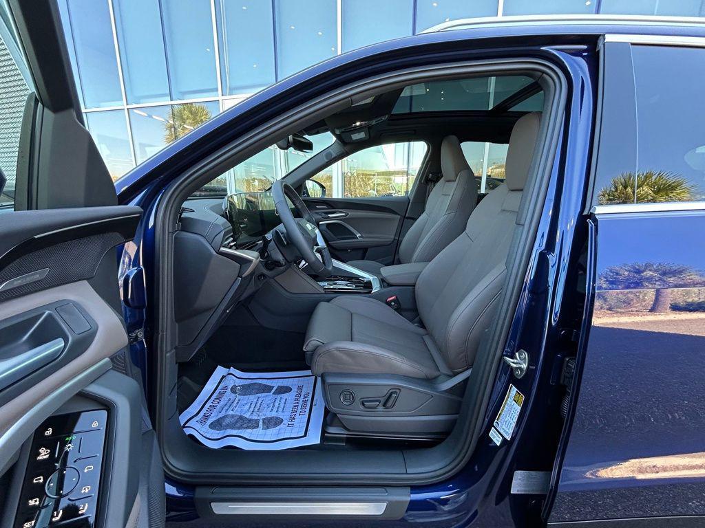 new 2025 Audi Q5 car, priced at $61,485