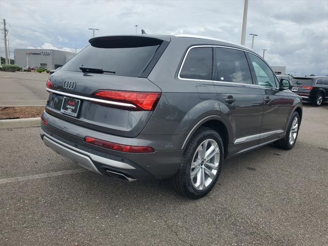 new 2025 Audi Q7 car, priced at $64,988