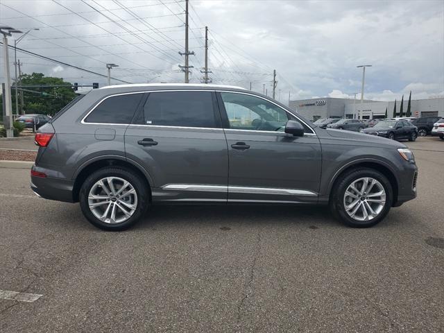 new 2025 Audi Q7 car, priced at $64,988