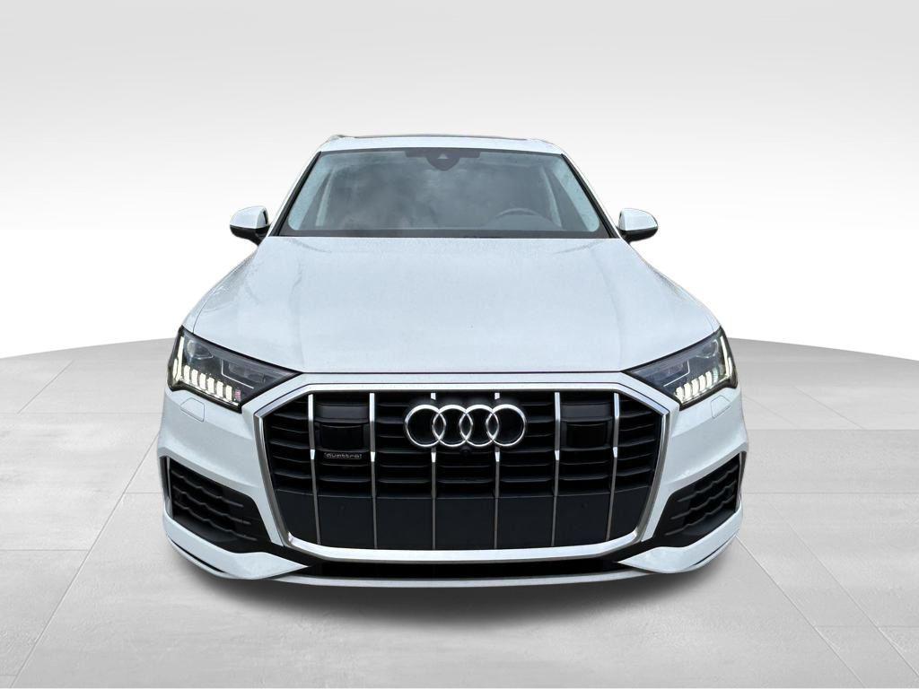 used 2024 Audi Q7 car, priced at $49,991