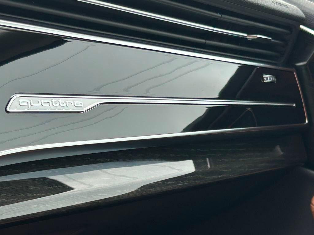 used 2024 Audi Q7 car, priced at $49,991