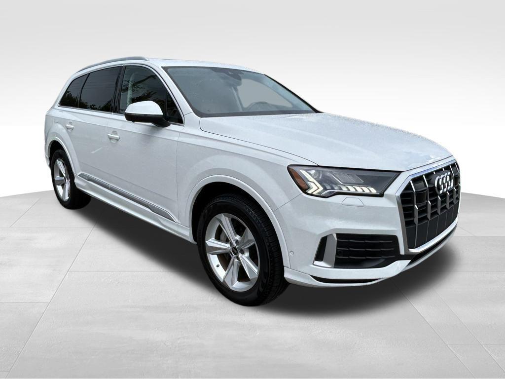 used 2024 Audi Q7 car, priced at $49,991