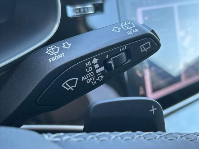 new 2025 Audi Q7 car, priced at $83,750