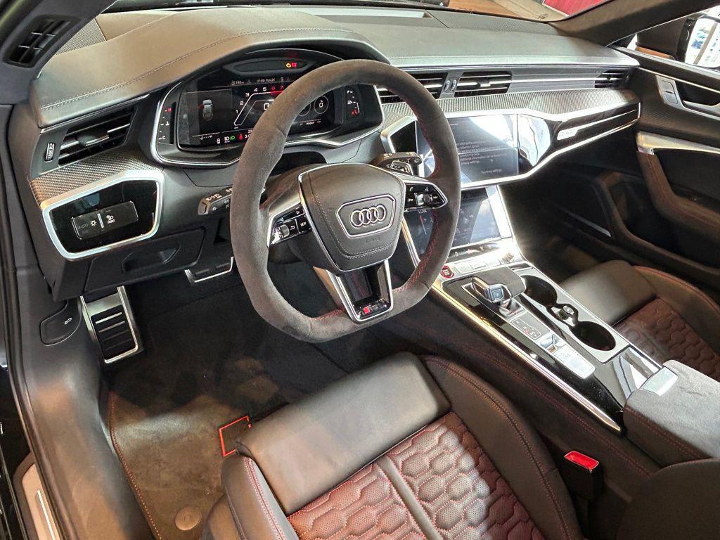 new 2026 Audi RS 6 Avant car, priced at $152,090