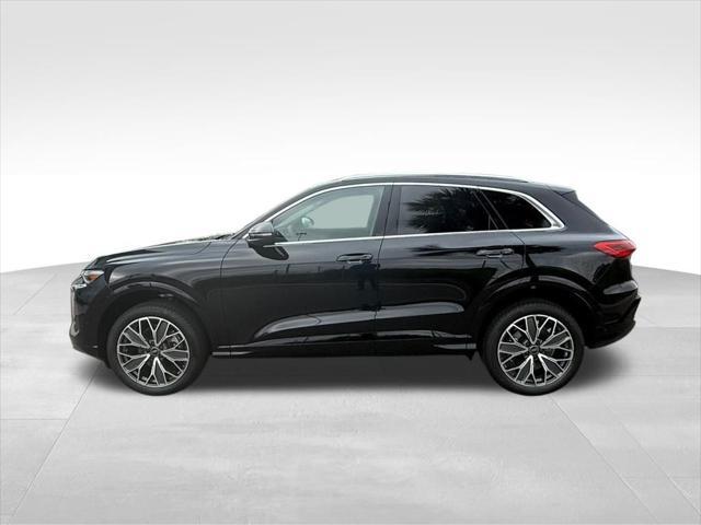 new 2025 Audi Q5 car, priced at $60,975