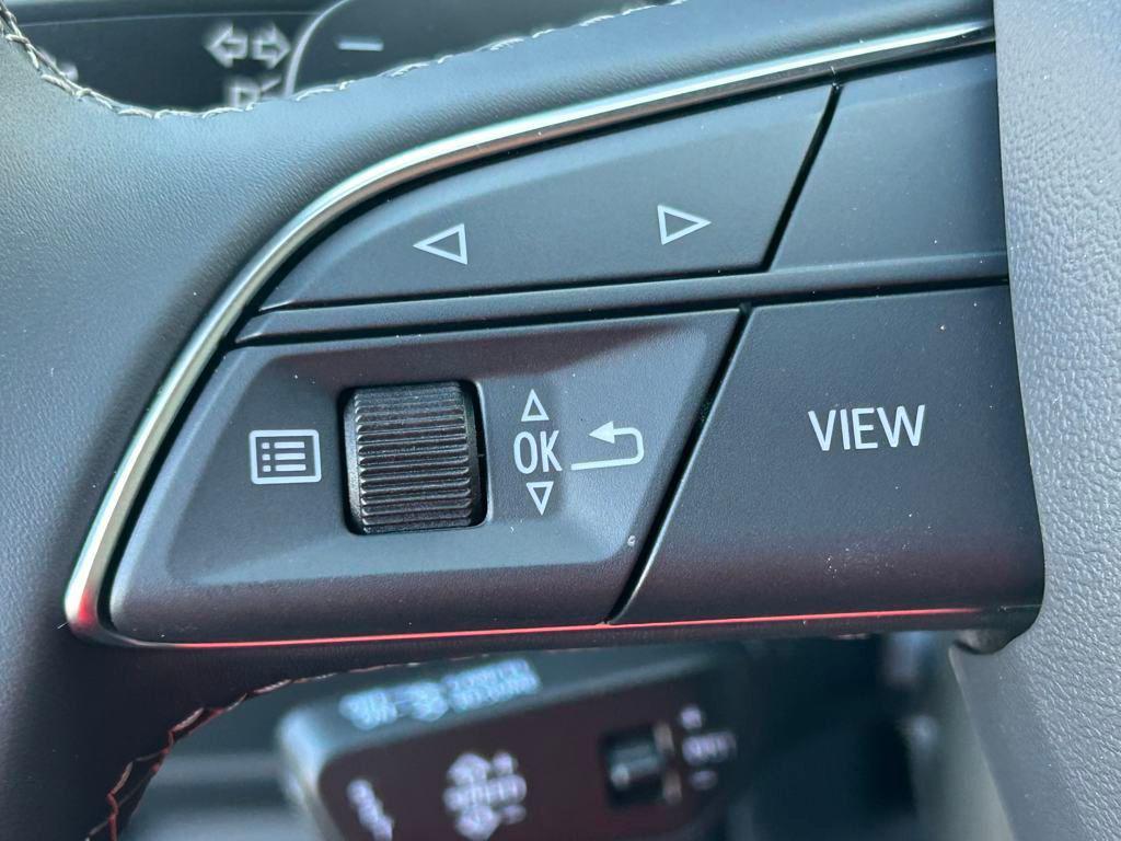 new 2025 Audi Q8 car, priced at $86,570