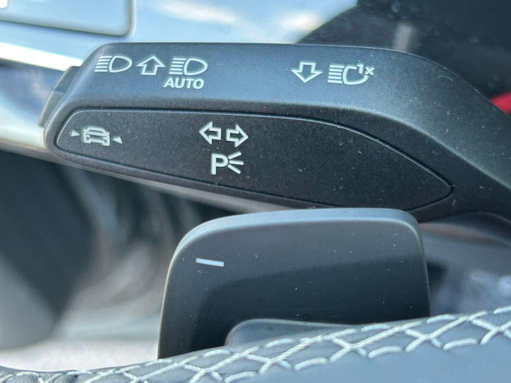 new 2025 Audi Q8 car, priced at $86,570