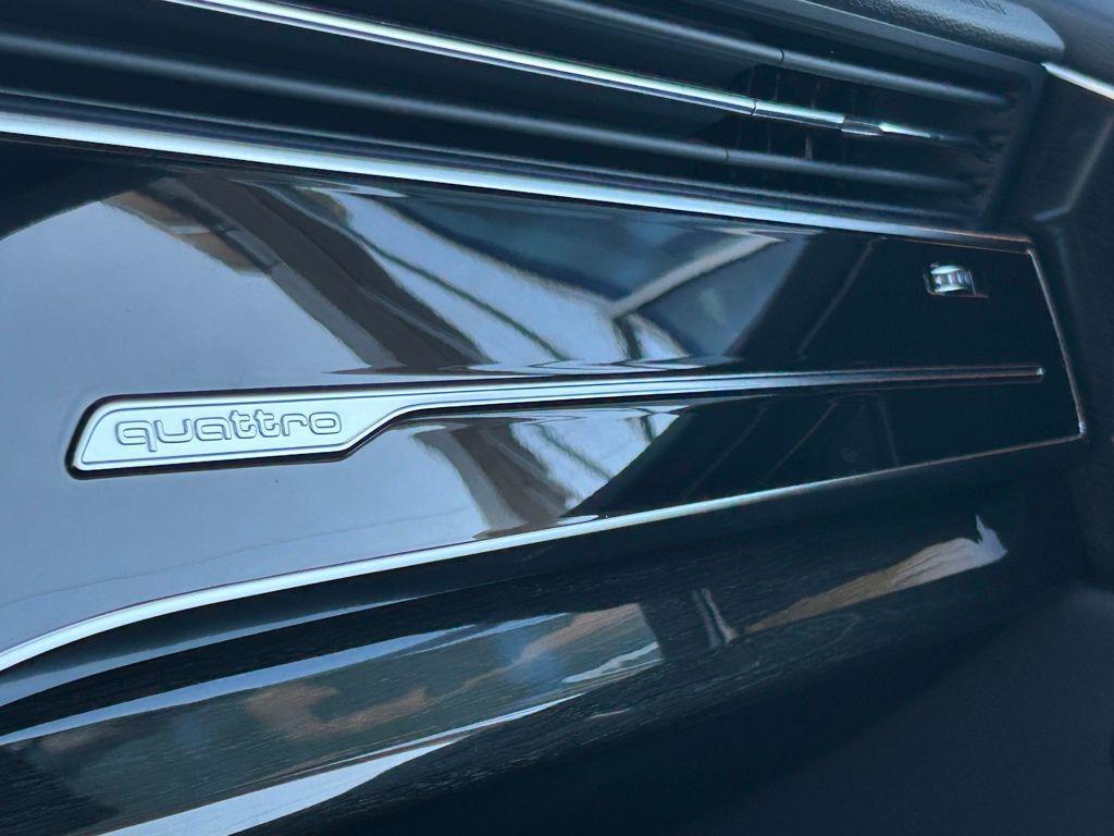 new 2025 Audi Q8 car, priced at $81,815