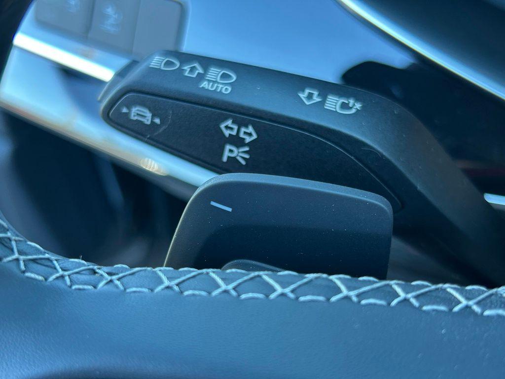 new 2025 Audi Q8 car, priced at $81,815