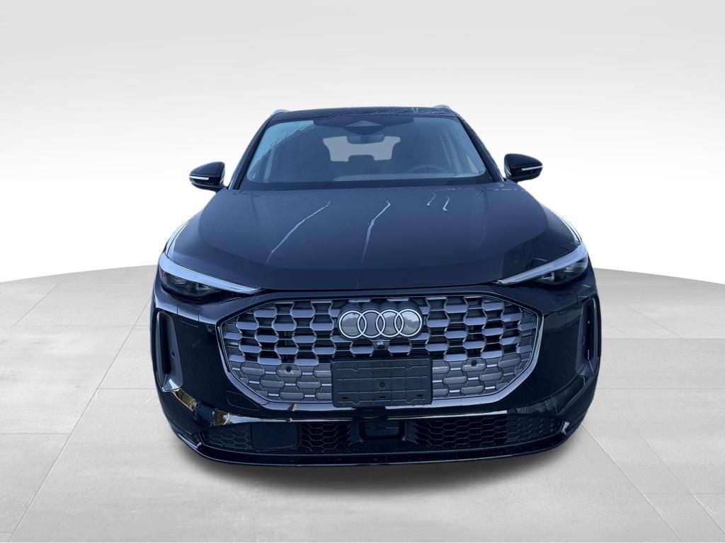 new 2025 Audi Q5 car, priced at $61,950