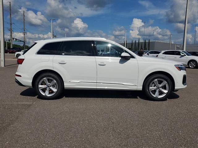 new 2025 Audi Q7 car, priced at $64,055