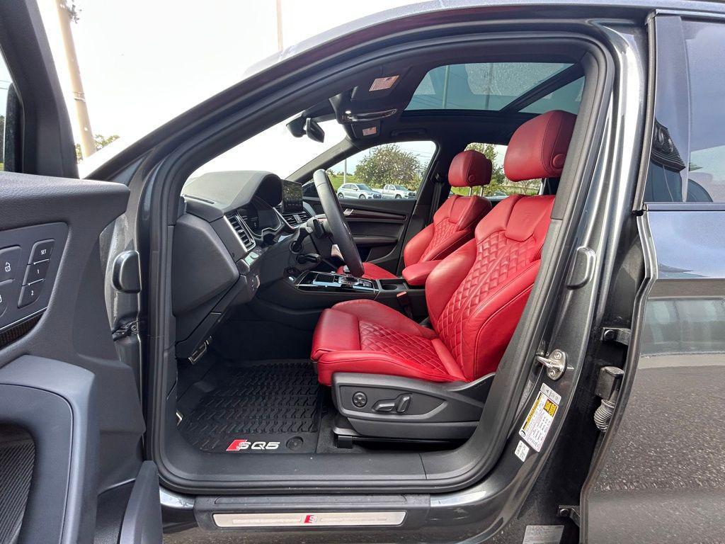 used 2023 Audi SQ5 car, priced at $37,952