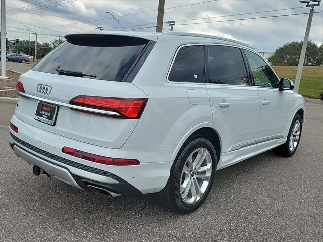 new 2025 Audi Q7 car, priced at $75,655