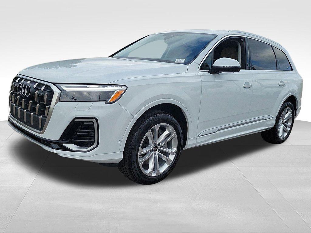 new 2025 Audi Q7 car, priced at $68,655