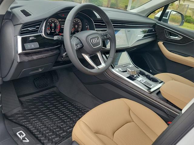 new 2025 Audi Q7 car, priced at $75,655