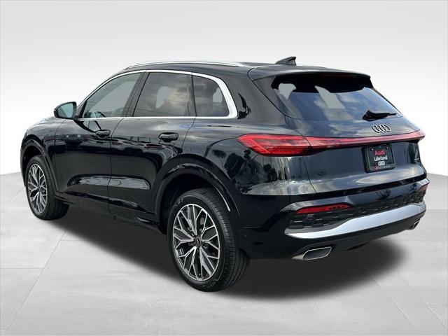 new 2025 Audi Q5 car, priced at $60,975