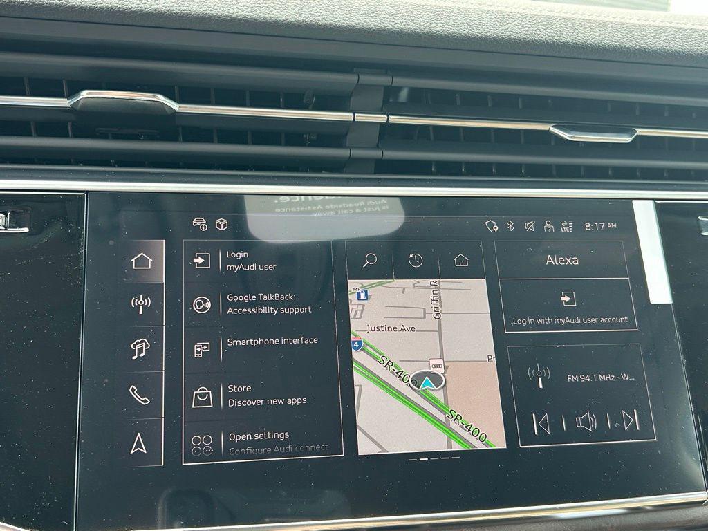 new 2025 Audi Q7 car, priced at $76,205