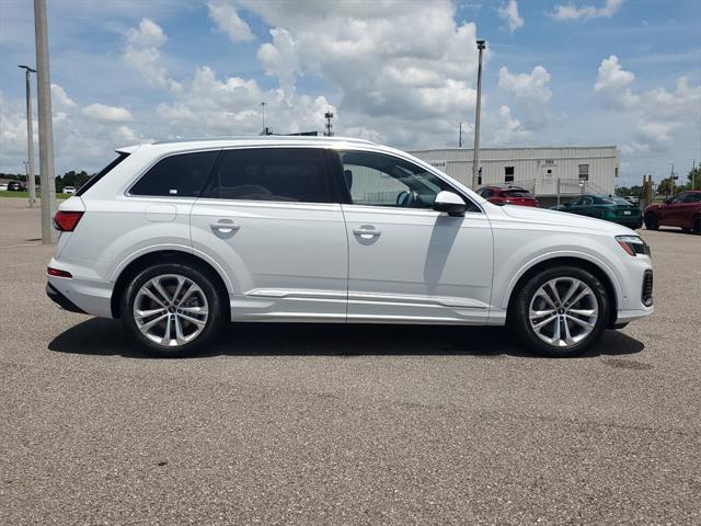 new 2025 Audi Q7 car, priced at $81,800