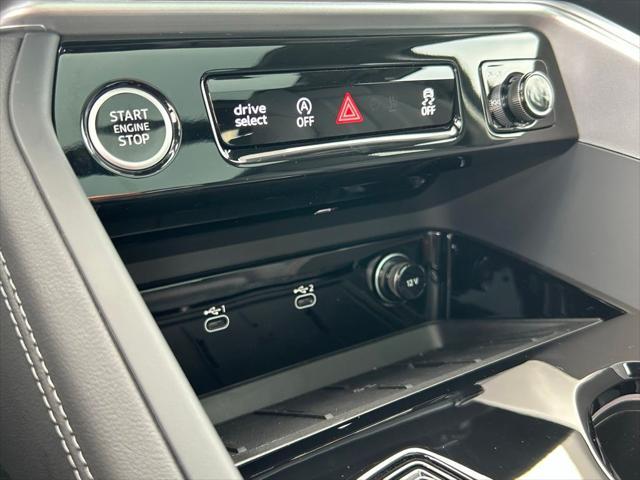 new 2025 Audi Q5 car, priced at $61,300